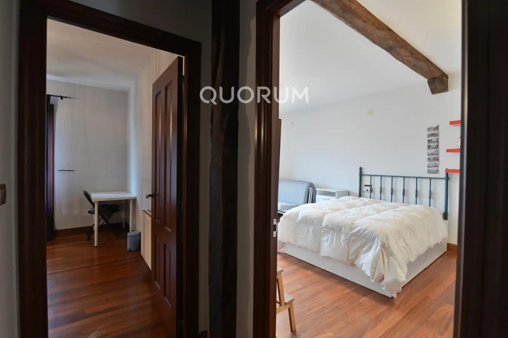 Bedroom of Flat for sale in Bilbao   with Furnished, Balcony and Jacuzzi