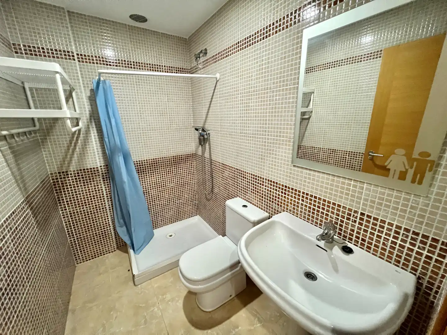 Baño de Dúplex en venta en Chiva con Terraza