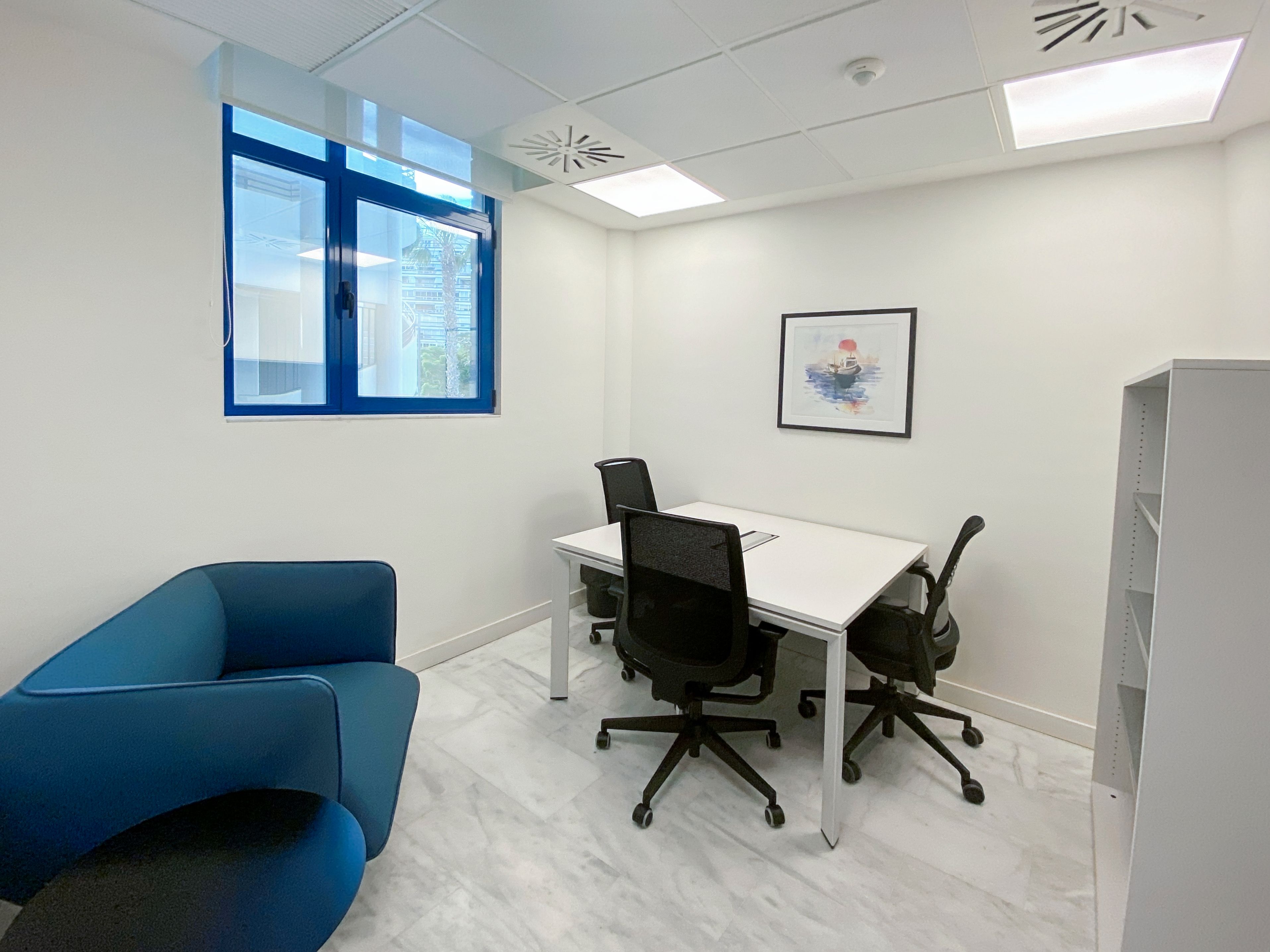 Office to rent in Alicante / Alacant  with Air Conditioner, Heating and Furnished