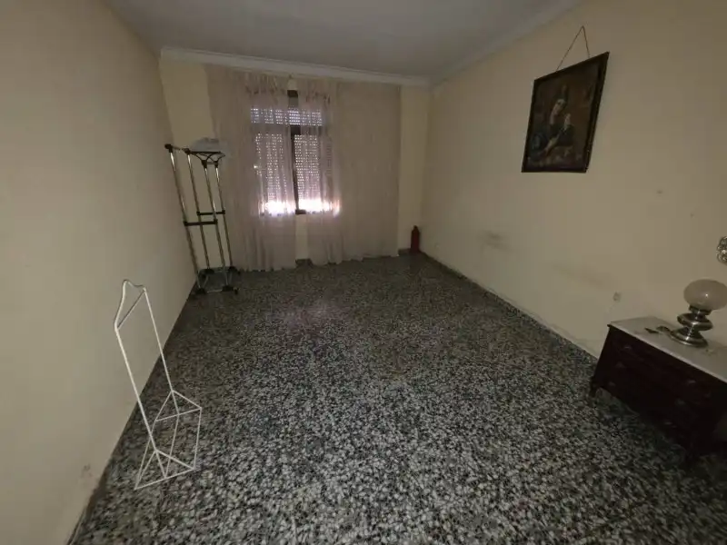 Piso en venta en Plasencia con Calefacción, Jardín privado y Parquet
