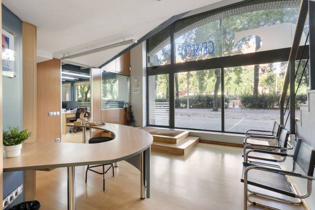 Local comercial en Venta en Barcelona - Marina en La Vila Olímpica del Poblenou