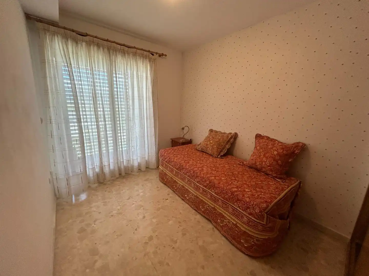 Schlafzimmer von Wohnung zum Verkauf in Cullera mit Klimaanlage und Möbliert