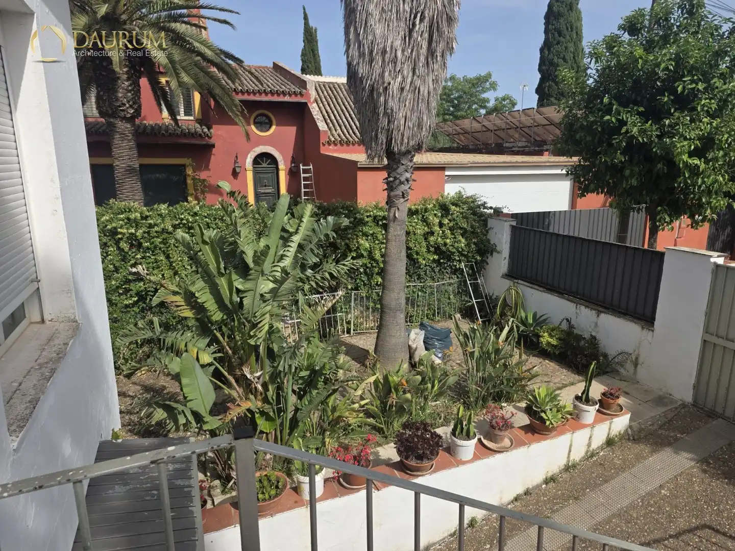Jardí de Casa o xalet en venda en Alcalá de Guadaira amb Aire condicionat, Terrassa i Traster