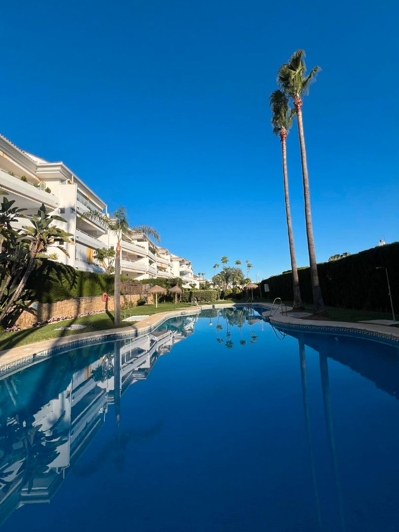 Exterior view of Flat to rent in Marbella  with Air Conditioner, Heating and Terrace