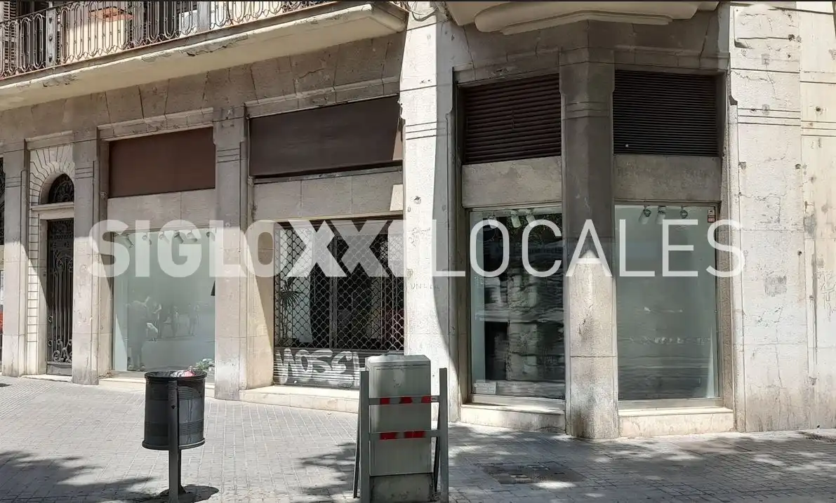 Vista exterior de Local de alquiler en Barcelona con Aire acondicionado
