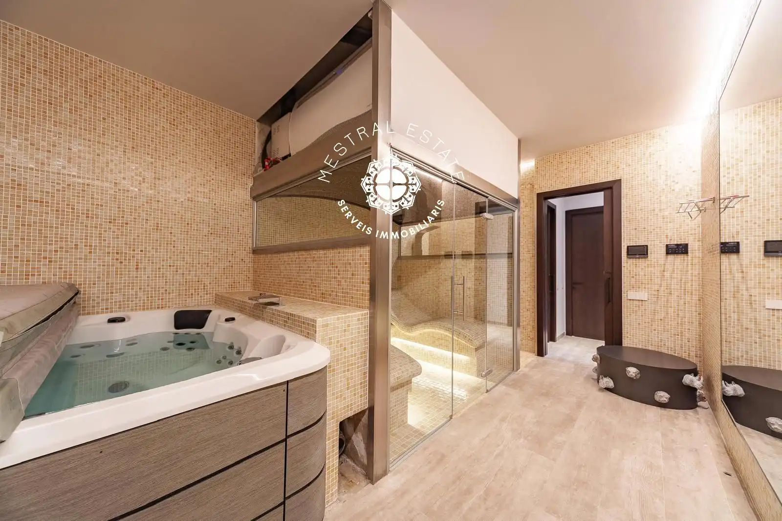 Bathroom of Houses for sale in Castelldefels  with Air Conditioner, Heating and Swimming Pool