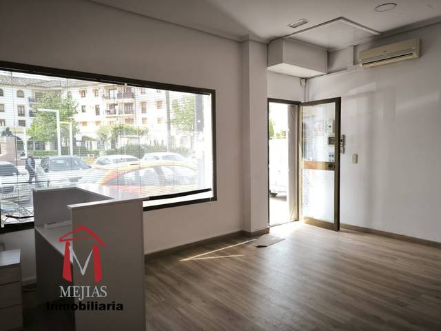 Local comercial en Alquiler en Cueva de Menga