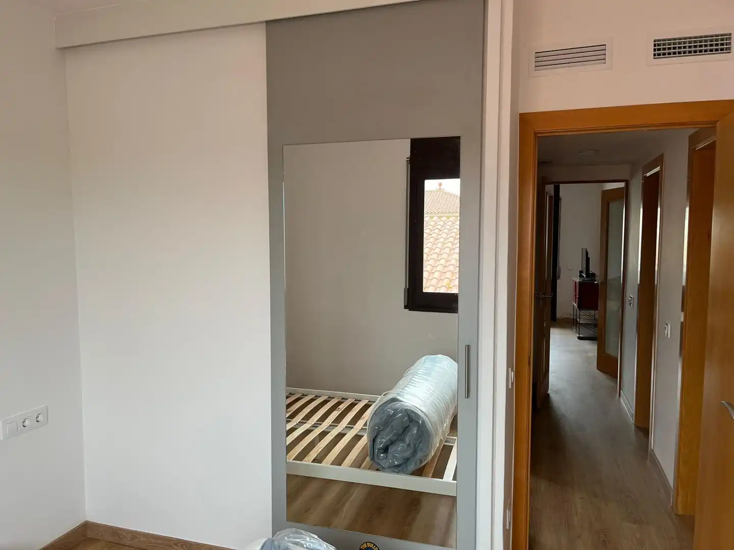 Flat with terrace to rent in Miraflors, imagen 6