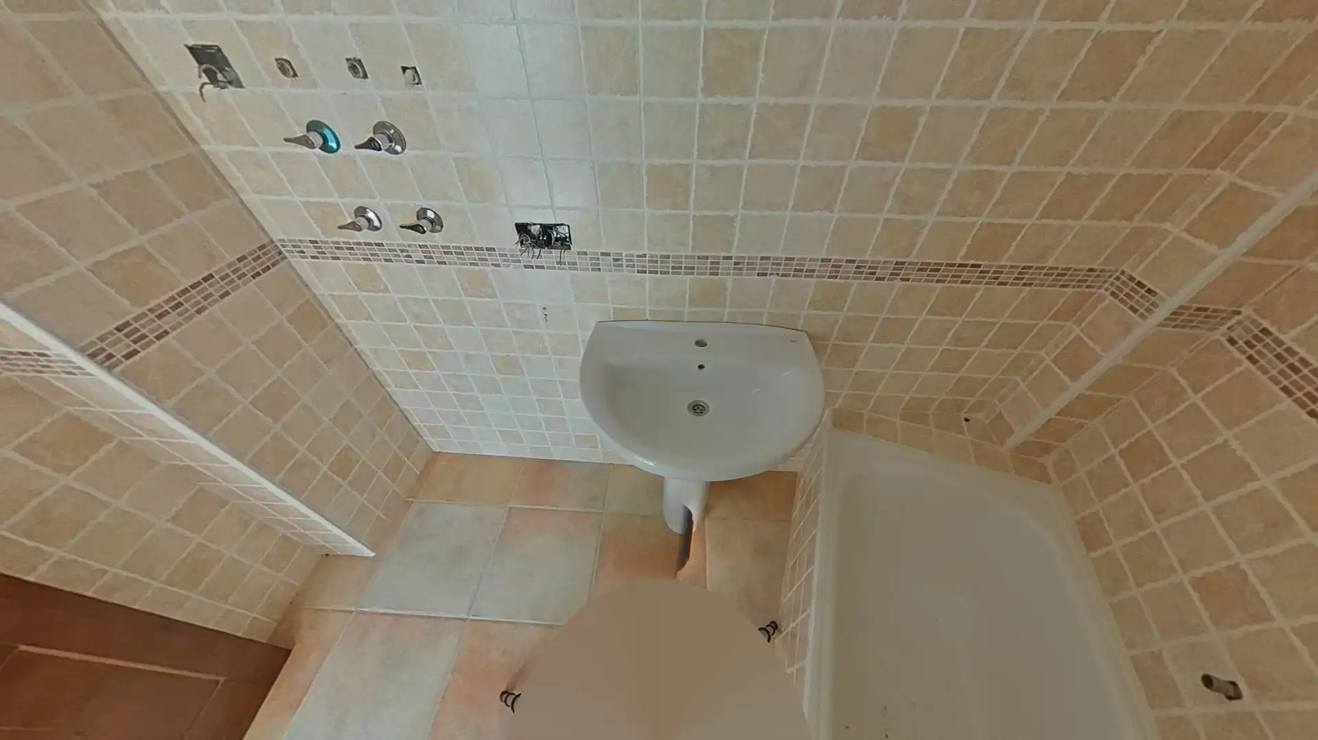 Badezimmer von Wohnung zum Verkauf in Paterna del Río