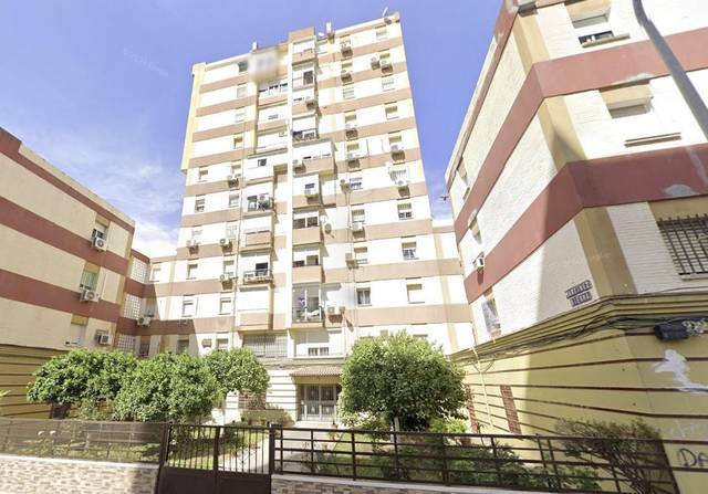 Piso en Venta en Calle MARTINEZ SIERRA en Villegas