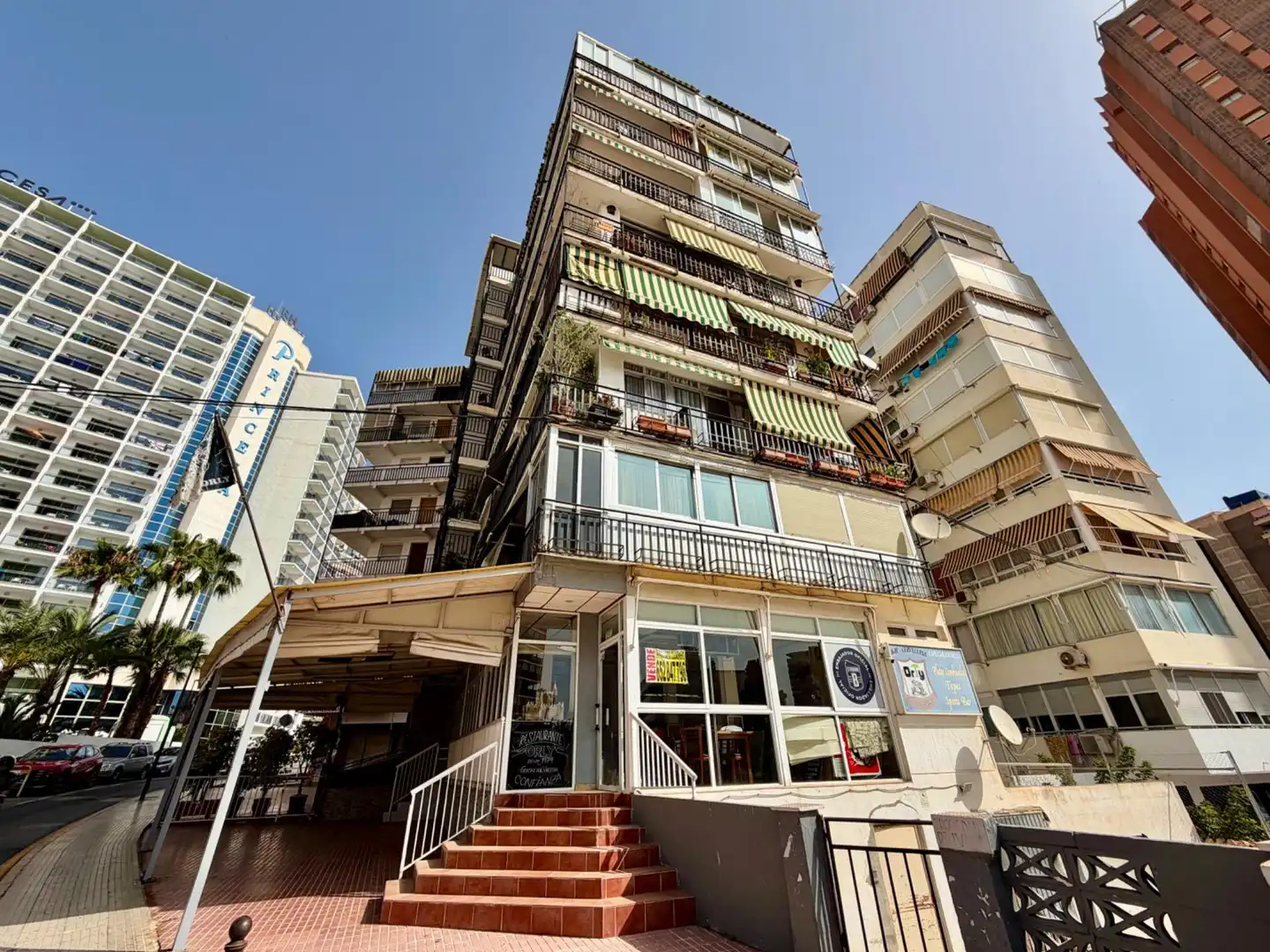 Vista exterior de Piso en venta en Benidorm con Terraza