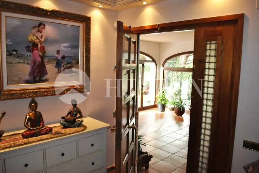 Casa o xalet en venda en Alella amb Aire condicionat, Calefacció i Jardí privat