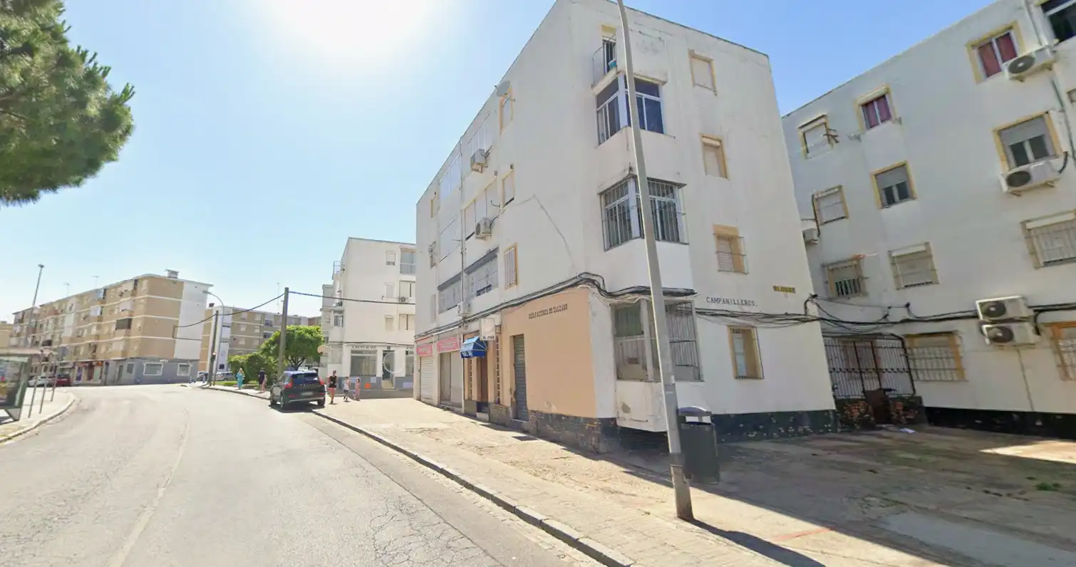 Piso en venta en LOS CAMPANILLEROS