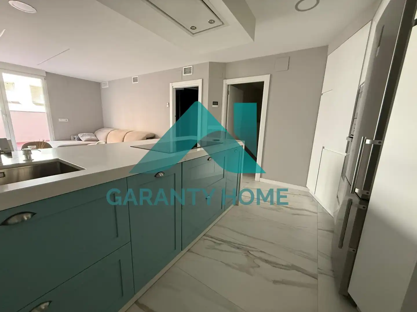 Cuina de Apartament en venda en Cáceres amb Aire condicionat i Calefacció