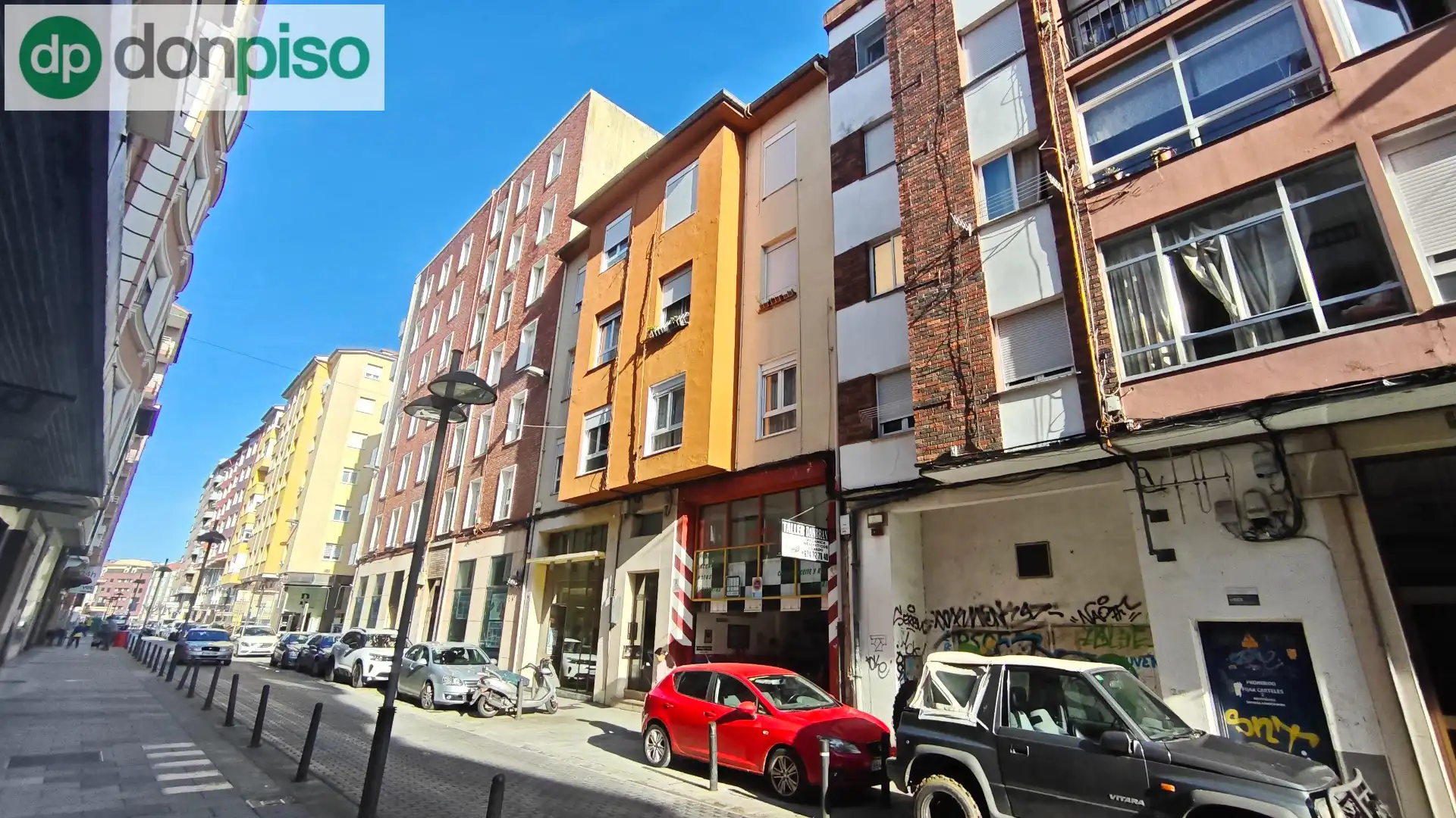 Vista exterior de Piso en venta en Torrelavega  con Amueblado