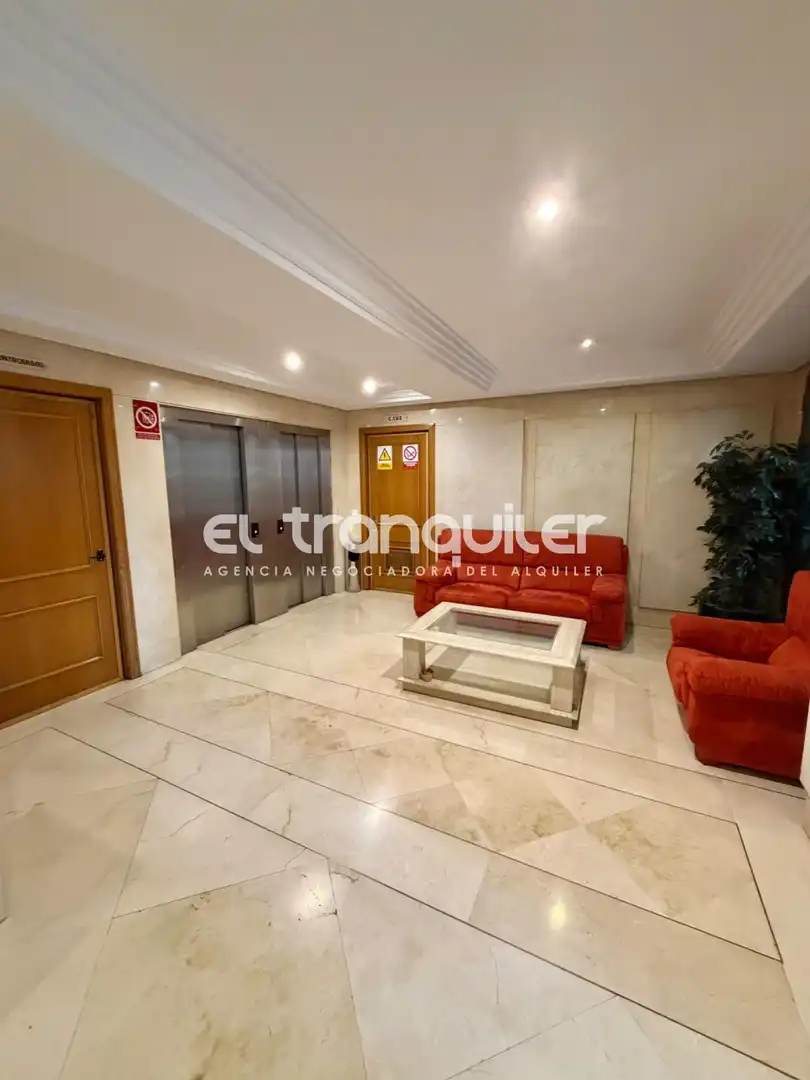 Flat for rent in Madrid  with Air Conditioner and Washing machine