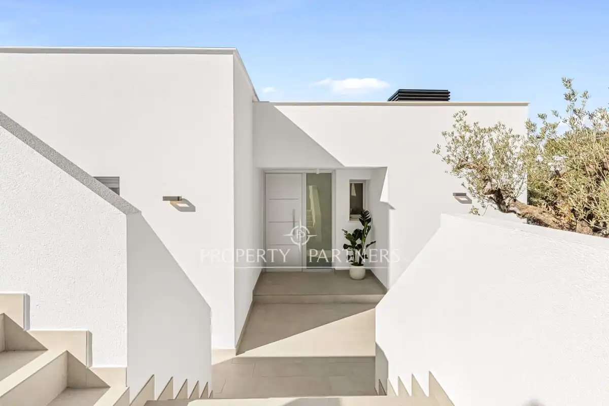 Villa mit Garten zum Verkauf in Calle Magnolias, imagen 4
