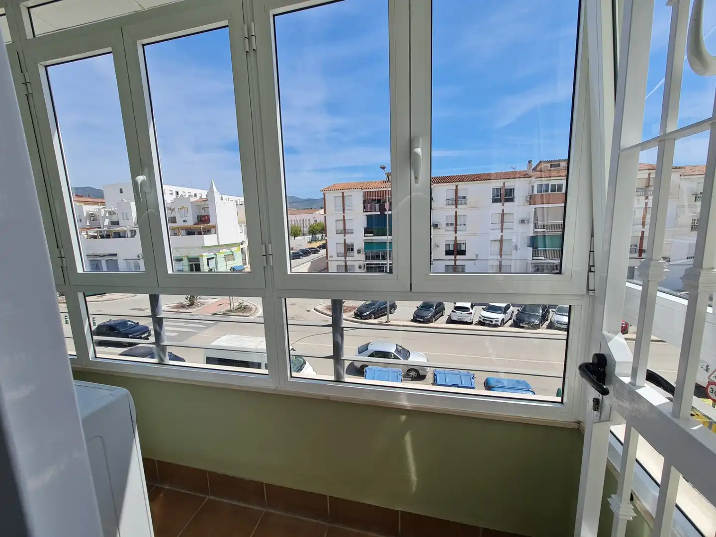 Außenansicht von Wohnungen zum Verkauf in Vélez-Málaga mit Klimaanlage, Heizung und Terrasse