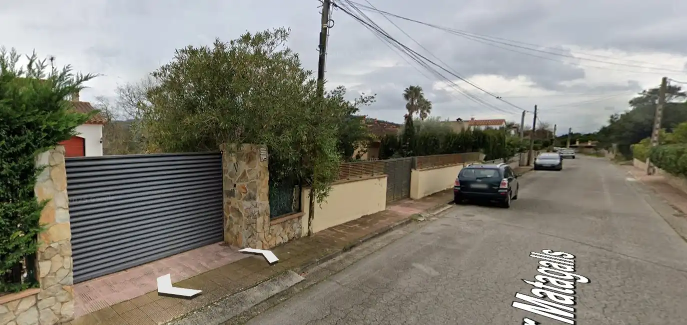 Terreno residencial en venta en Carrer Matagalls, imagen 2