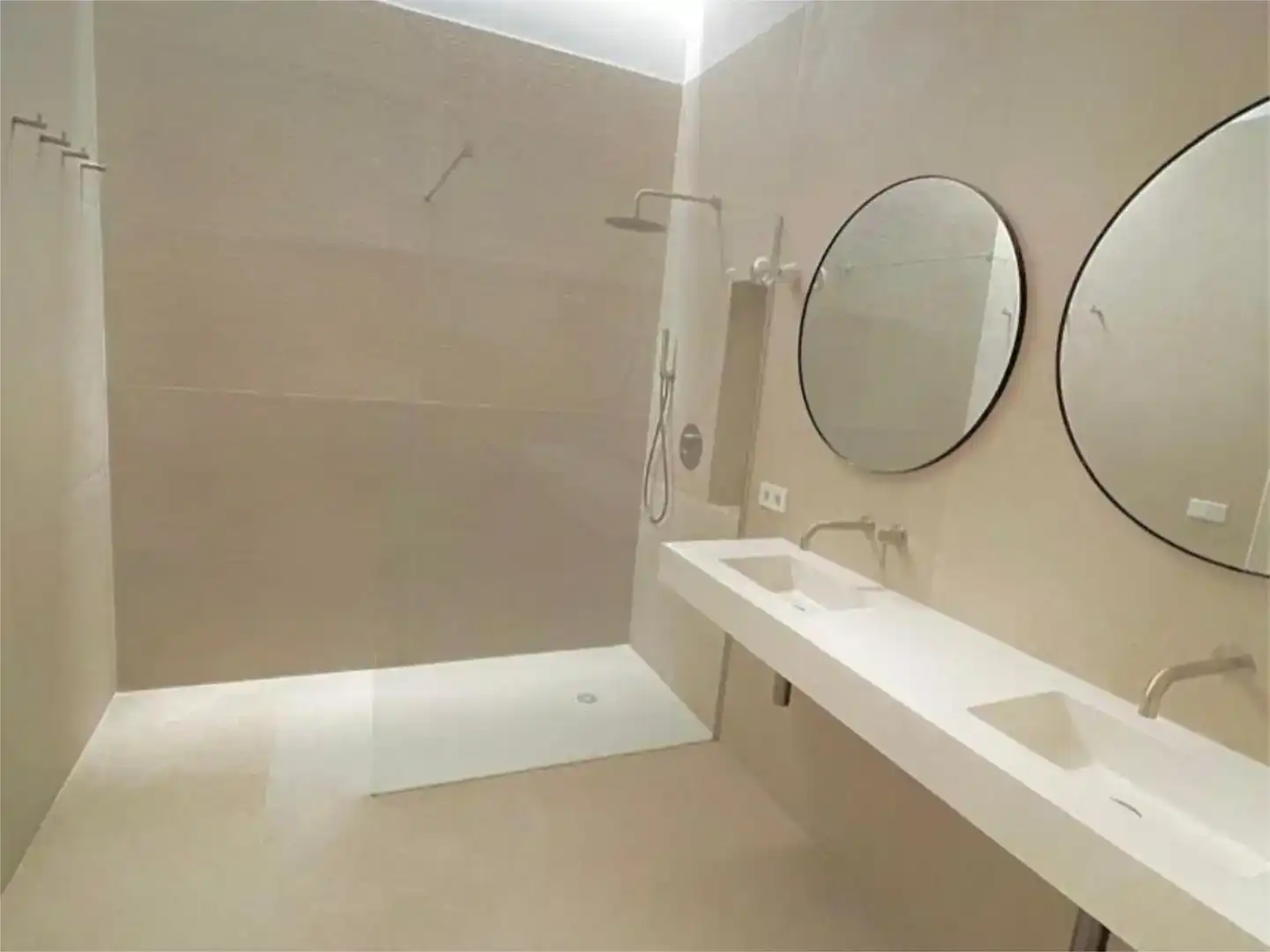 Badezimmer von Wohnung zur untervermieten in Reus mit Klimaanlage, Möbliert und Balkon