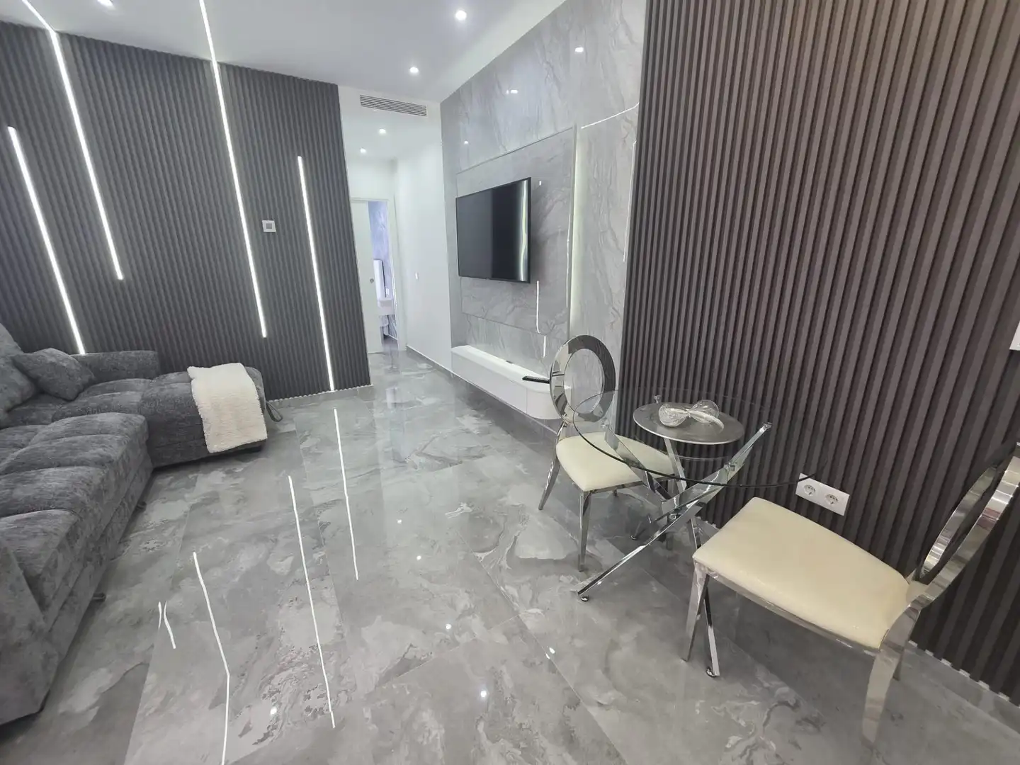 Sala de estar de Piso en venta en Benidorm con Aire acondicionado, Calefacción y Jardín privado