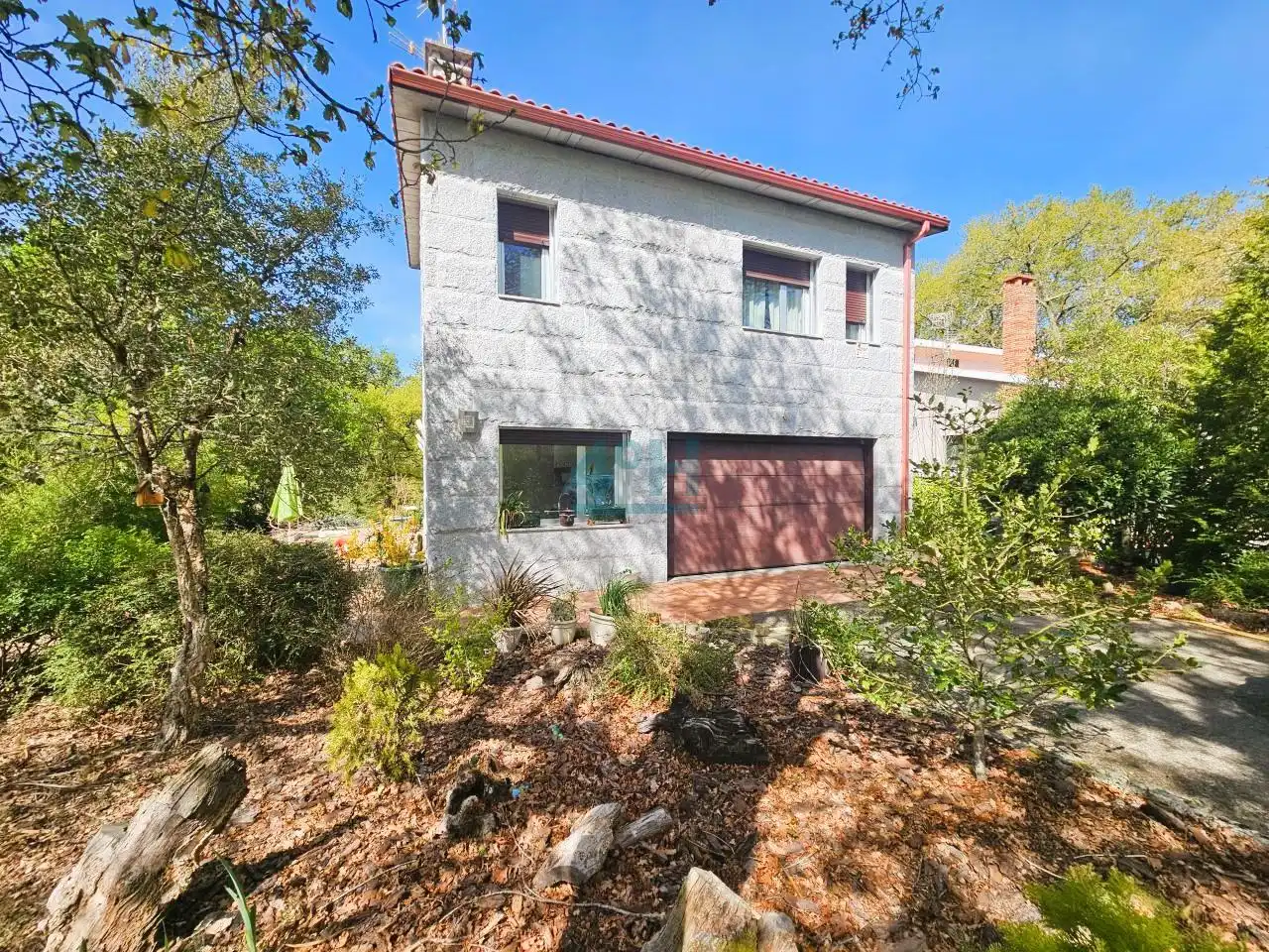 Vista exterior de Casa o xalet en venda en Nogueira de Ramuín amb Calefacció, Jardí privat i Terrassa