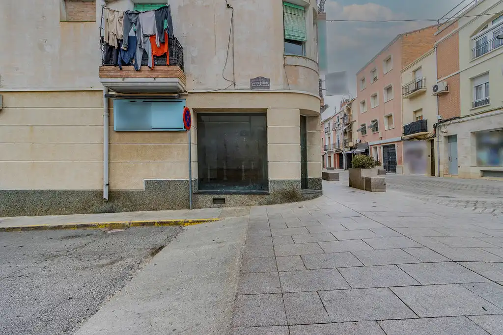 Local en venta en Almacelles