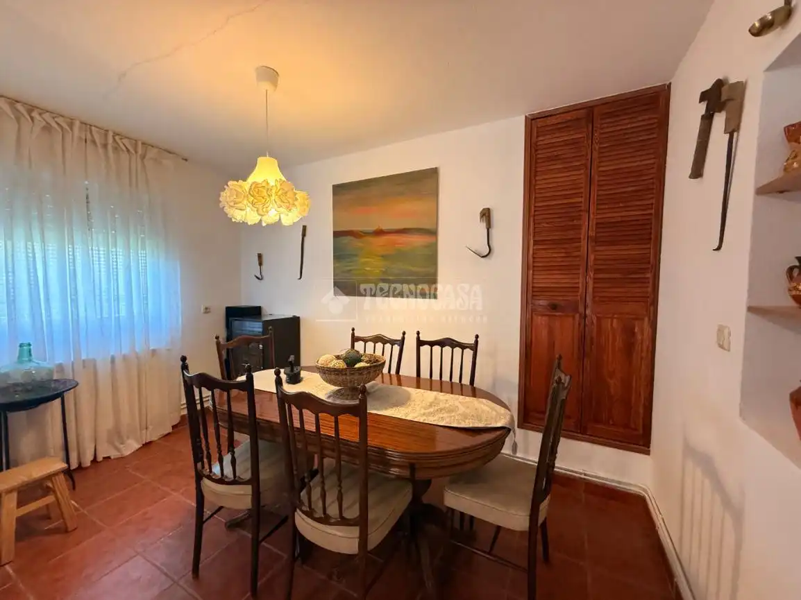 Comedor de Casa o chalet en venta en Serracines con Calefacción, Jardín privado y Terraza