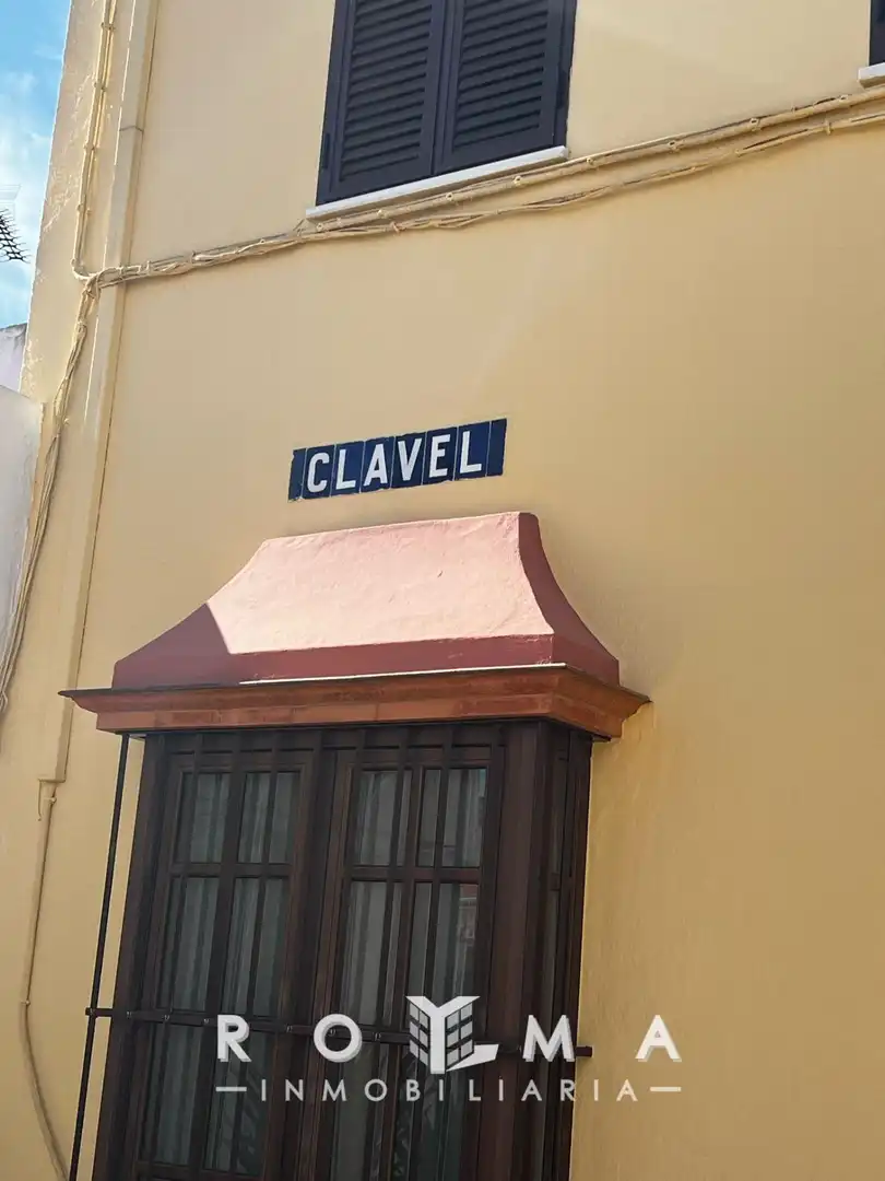 Vista exterior de Casa adosada en venta en Lebrija con Trastero