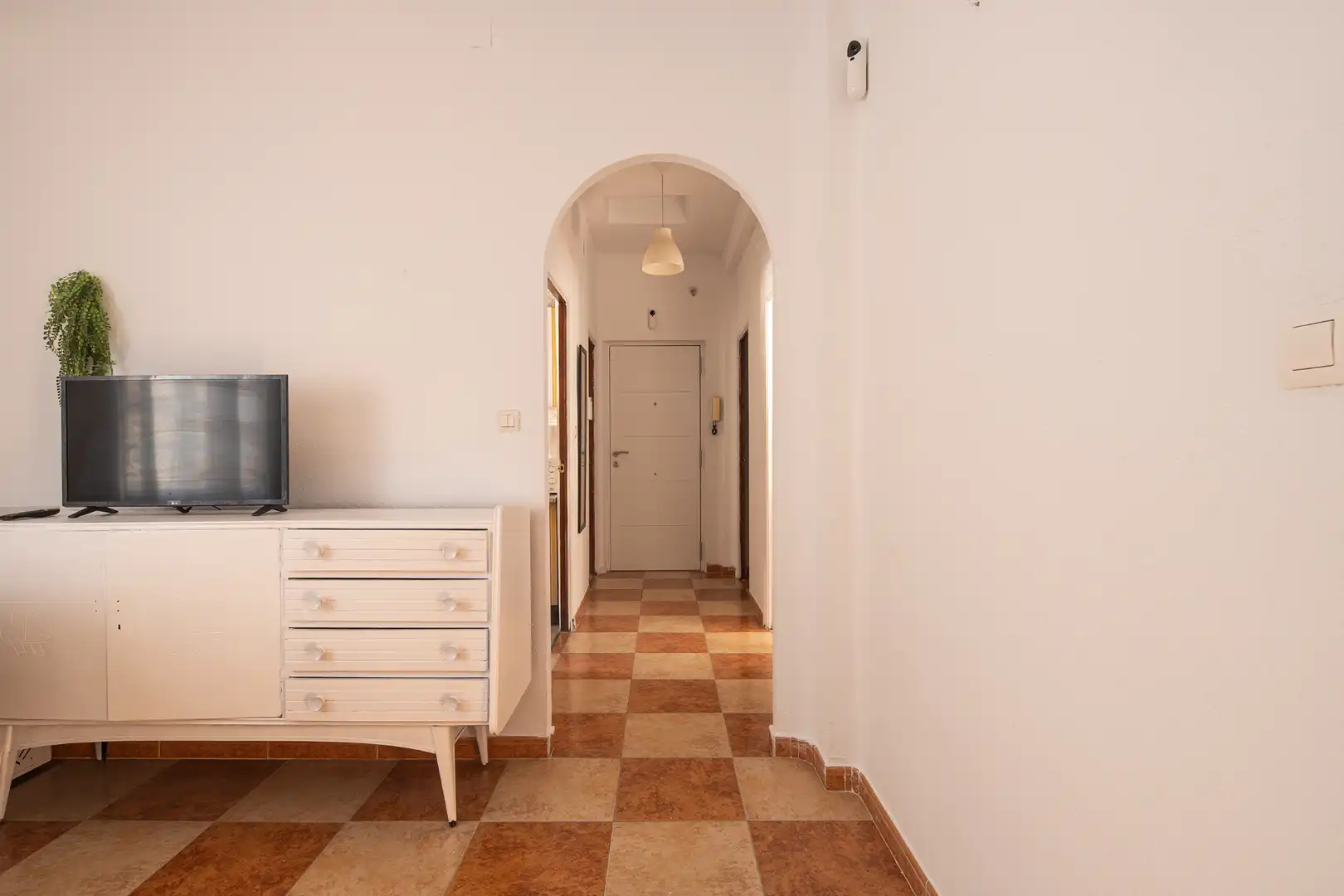 Wohnung zum Verkauf in Granada mit Parkett, Möbliert und Ofen