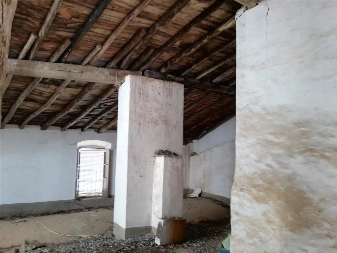 Houses for sale in Medina de las Torres  with Terrace and Oven