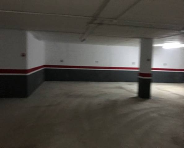 Garaje en Venta en Brasil en Zona Hospital