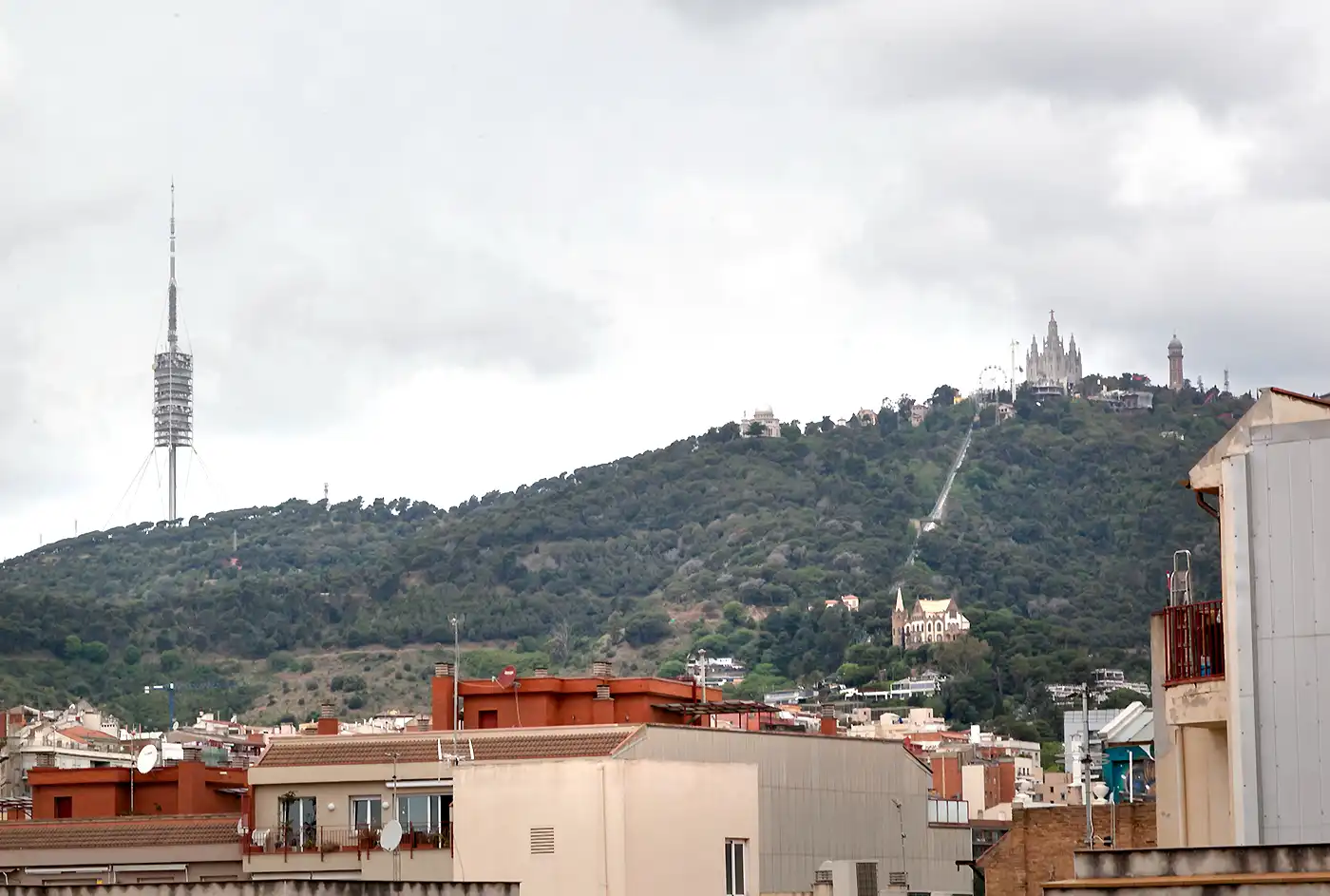 Vista exterior de Dúplex en venda en Barcelona amb Aire condicionat, Calefacció i Terrassa
