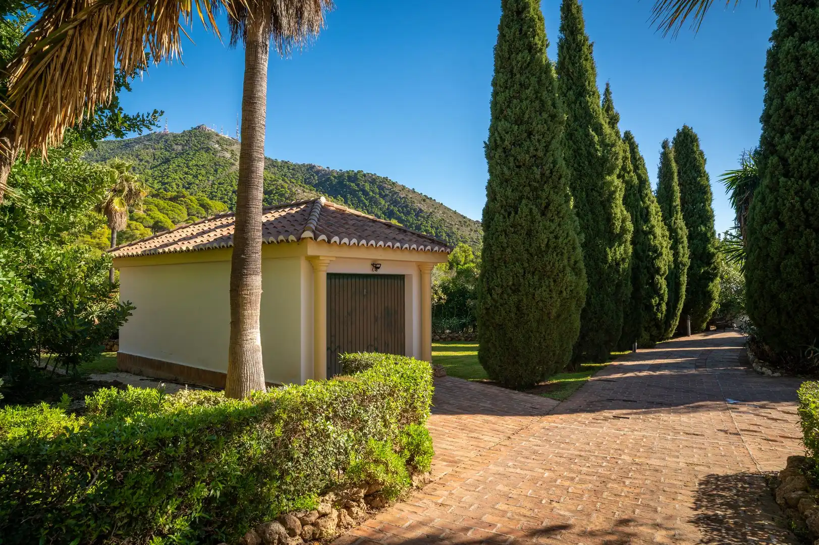 Vista exterior de Casa o xalet en venda en Mijas amb Terrassa