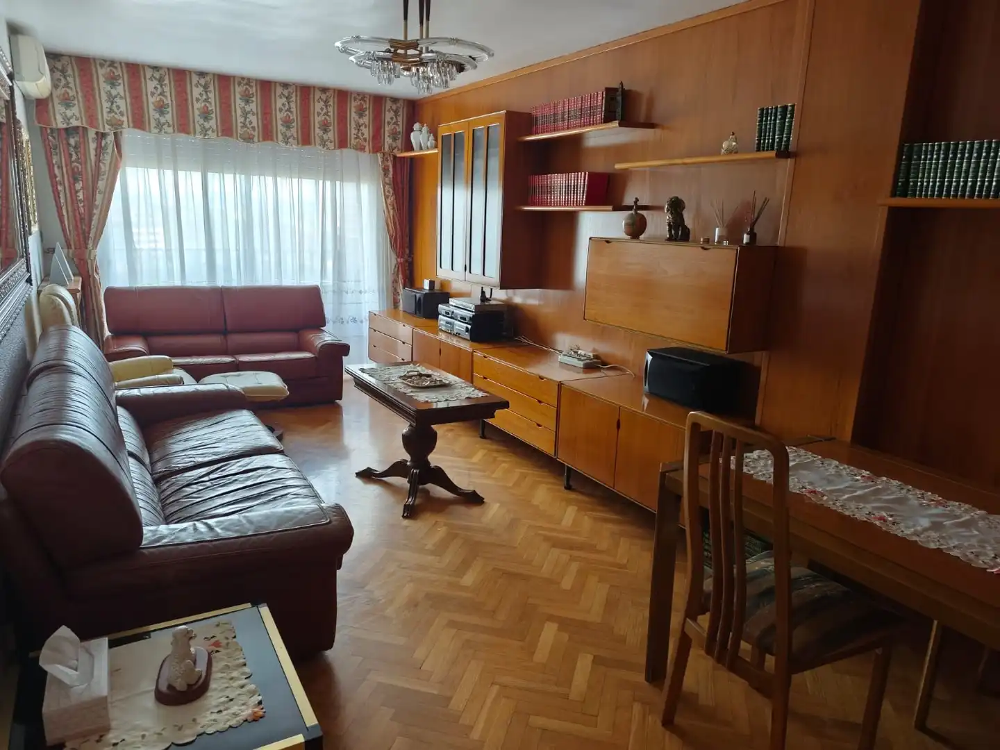 Sala de estar de Piso en venta en Zaragoza con Aire acondicionado, Calefacción y Parquet