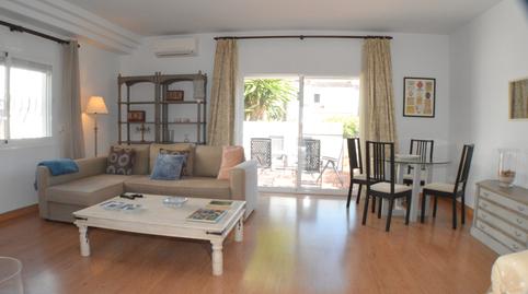 Photo 5 of Single-family semi-detached for sale in Los Naranjos, Málaga