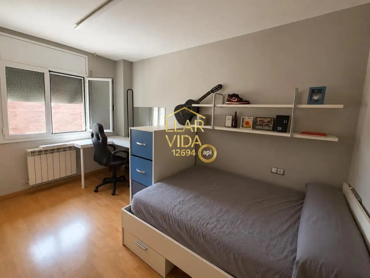 Dormitori de Casa o xalet en venda en Alcarràs amb Aire condicionat, Terrassa i Piscina