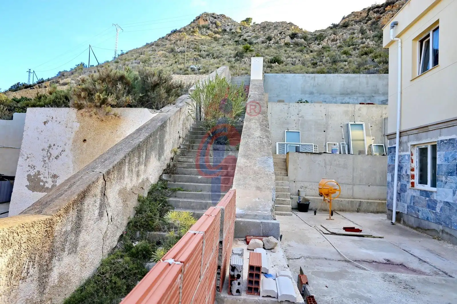 Casa o xalet en venda en Alicante / Alacant amb Jardí privat, Terrassa i Piscina