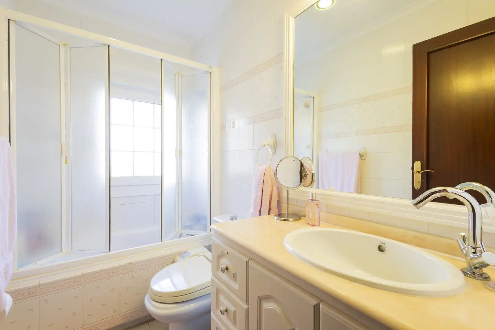 Bathroom of Houses for sale in San Cristóbal de la Laguna  with Air Conditioner, Private garden and Terrace