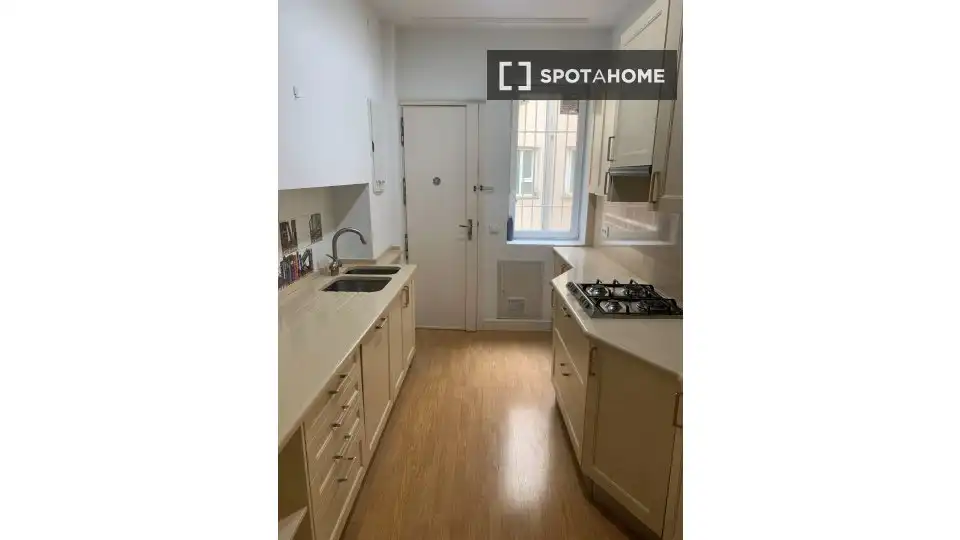 Cocina de Piso de alquiler en Madrid con Aire acondicionado, Calefacción y Amueblado