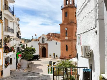 Casa a schiera con balcone in vendita a Plaza de la Almijara