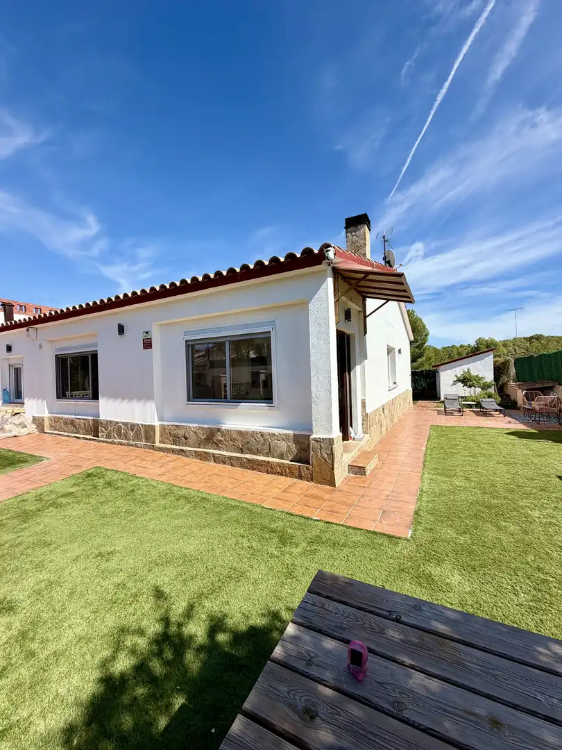 Casa en venda a La Bisbal del Penedès, imagen 3