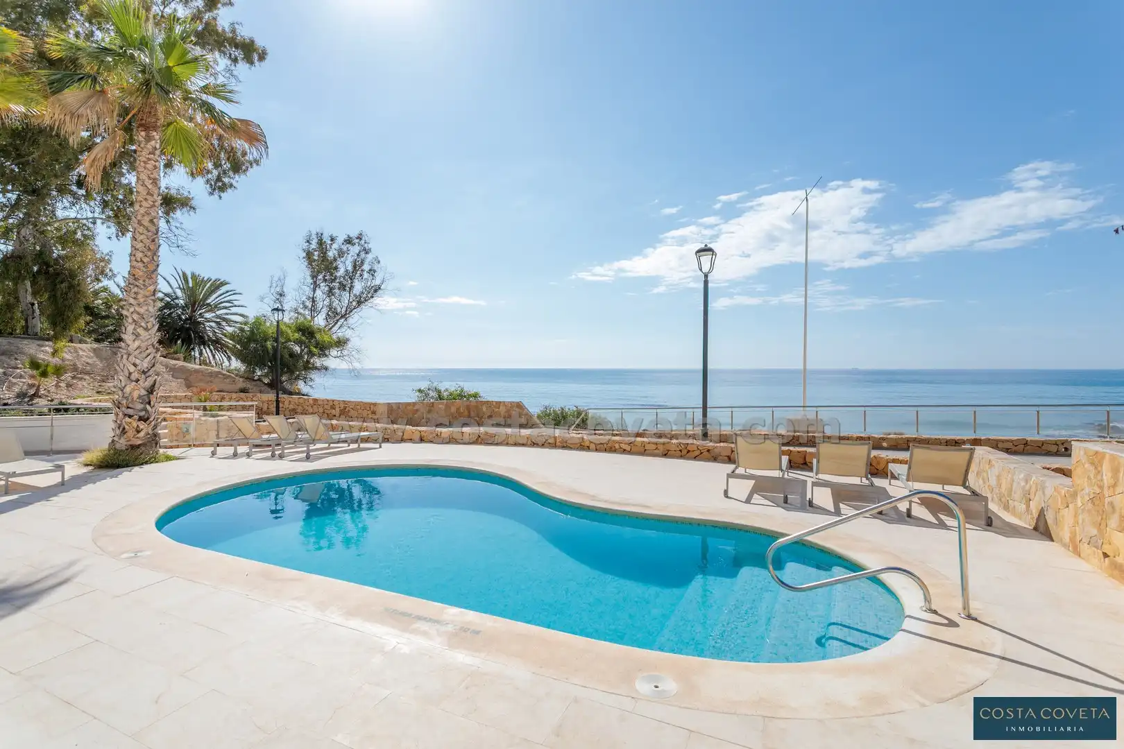 Schwimmbecken von Erdgeschoss zum Verkauf in El Campello mit Klimaanlage, Heizung und Terrasse