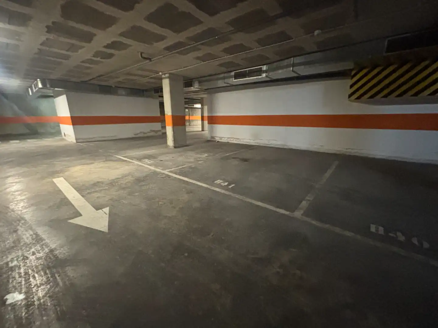 Garage zum Verkauf in Carrer Can Masachs, 18, Zona Industrial