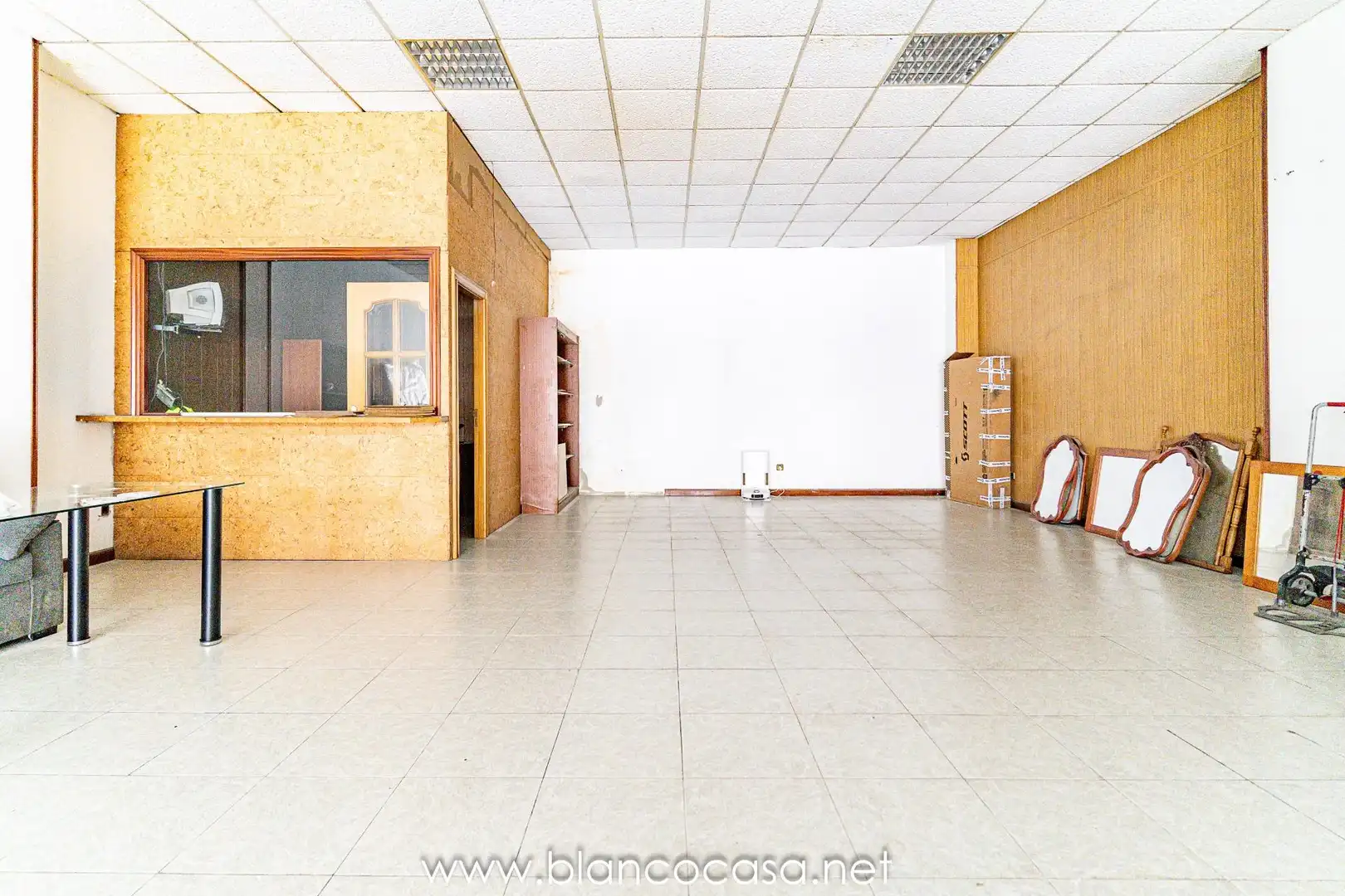 Local commercial à vendre à Carballo, imagen 2