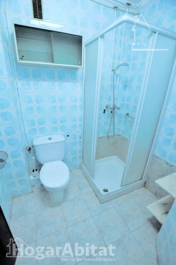 Baño de Piso en venta en Valencia con Balcón