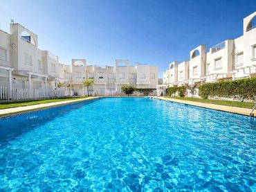 Villa avec balcon à vendre à Carril Bici Carretera de Garrucha