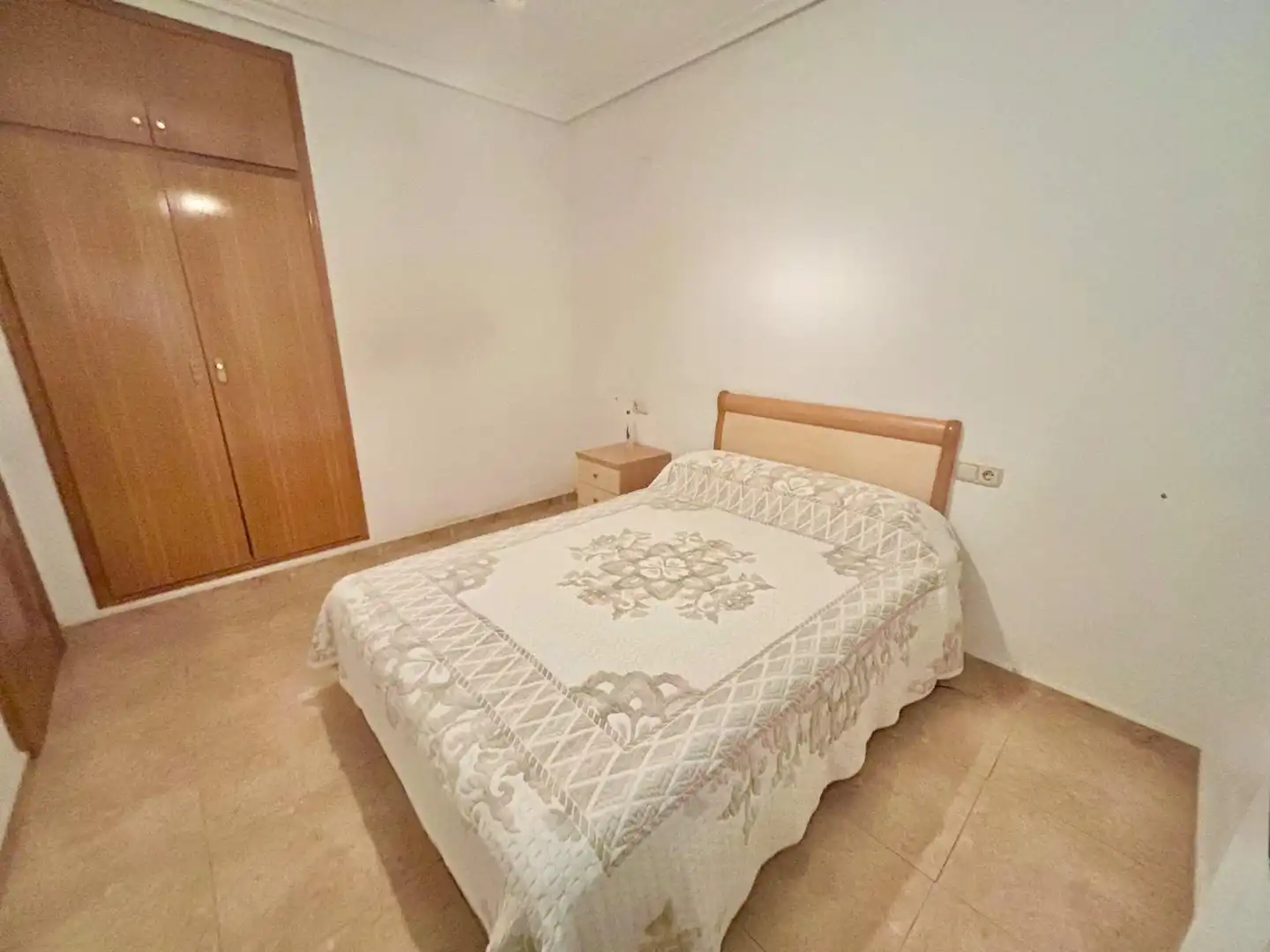 Habitación de Piso en venta en Orihuela con Aire acondicionado, Calefacción y Amueblado