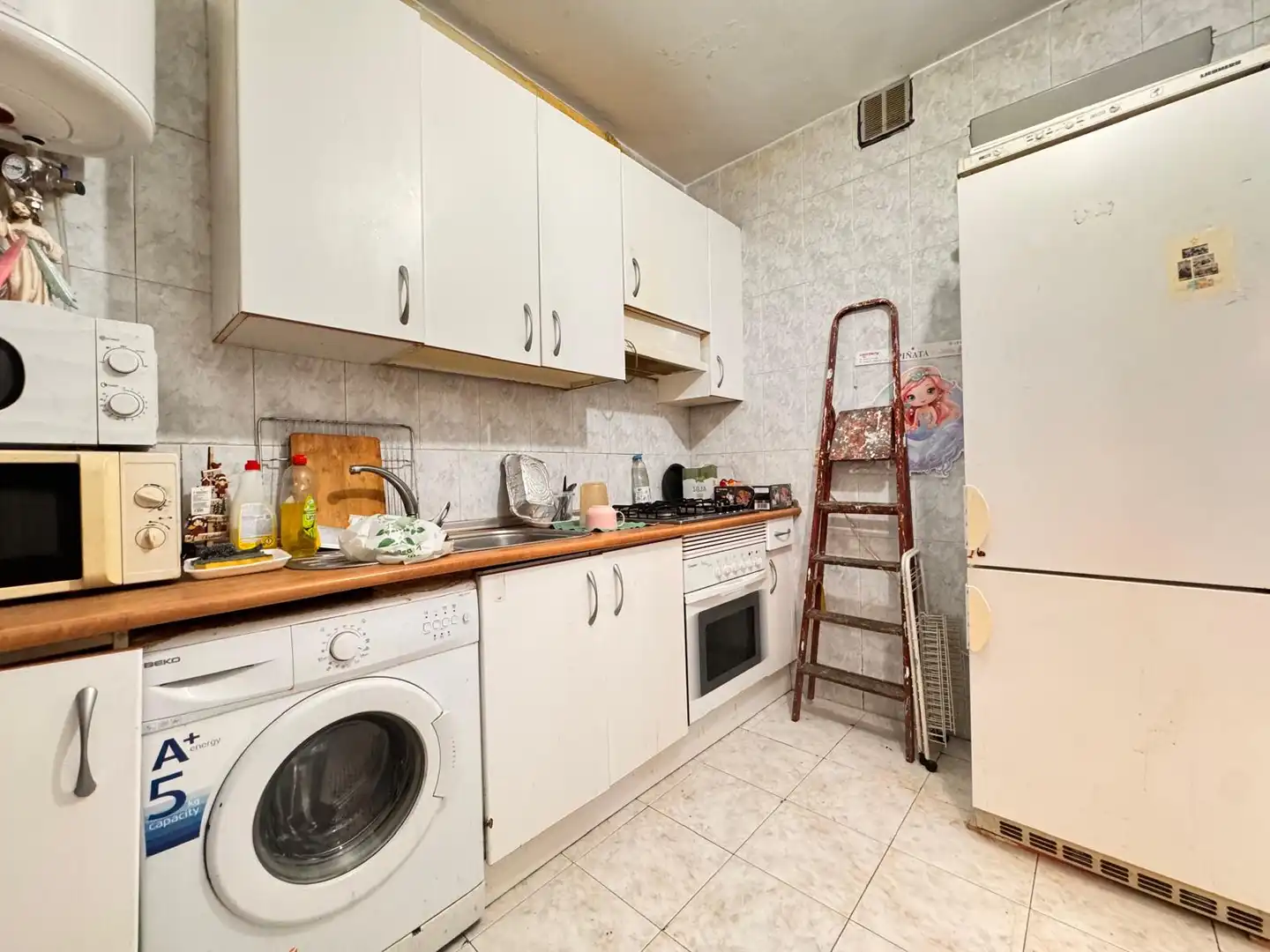 Cocina de Planta baja en venta en Madrid con Calefacción