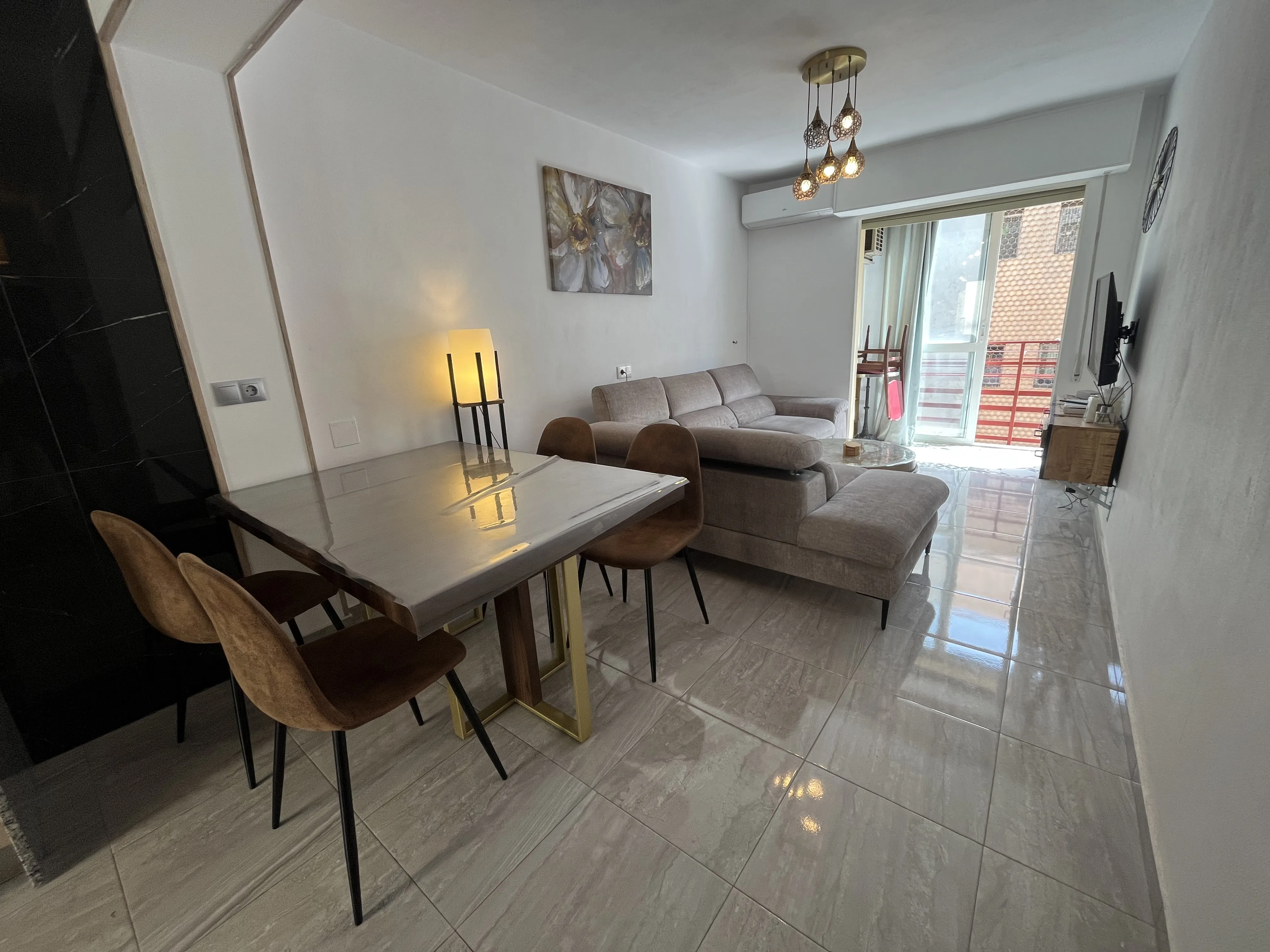 Sala de estar de Apartamento en venta en Benidorm con Aire acondicionado, Terraza y Amueblado